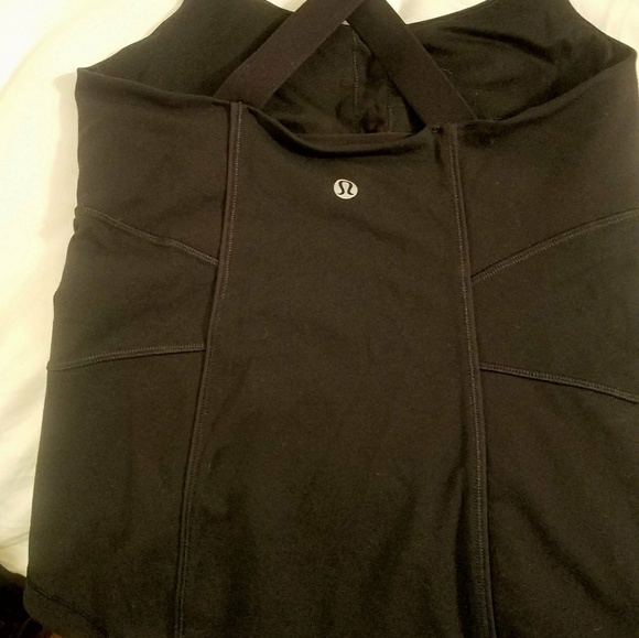 Pair of Lululemon Loose Fit Tanks - Picture 2 of 4
